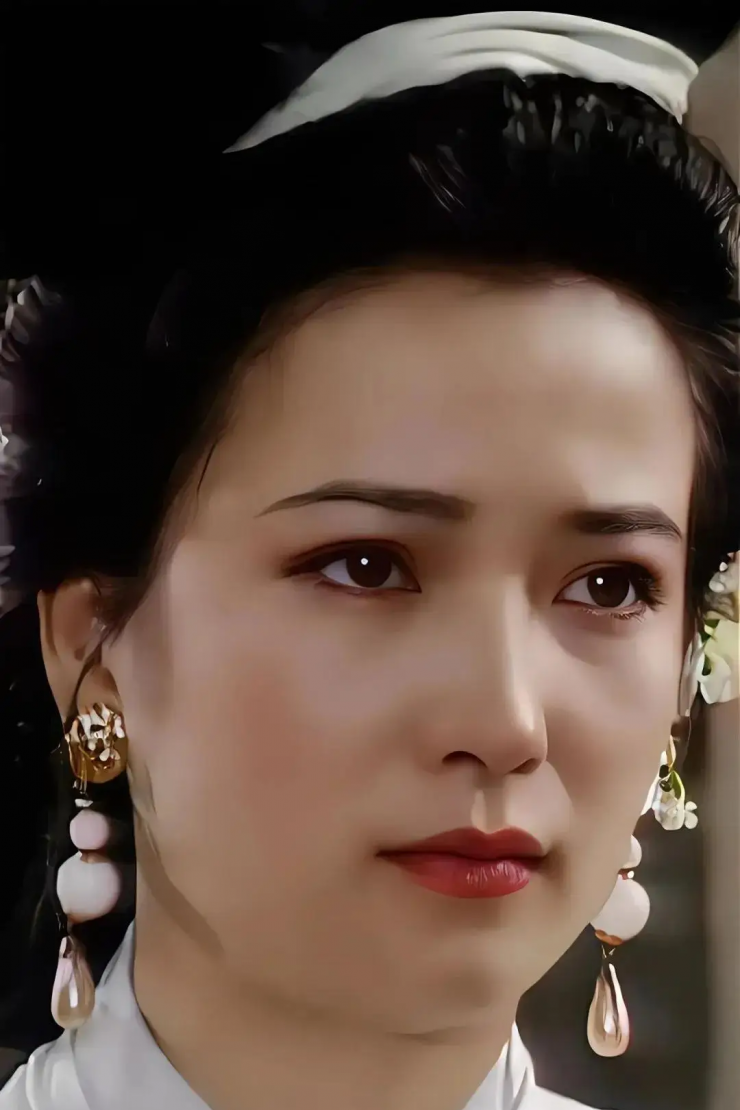 Nhan sắc một thời của 'đệ nhất mỹ nhân cổ trang' Trung Quốc - 7