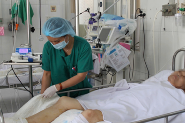 Mất chi, suy thận vì tin lời "thầy mạng"