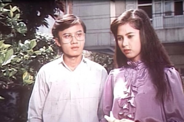 Diễn viên Thủy Tiên là bạn diễn của cố tài tử Lê Công Tuấn Anh trong "Vị đắng tình yêu" cách đây 33 năm.