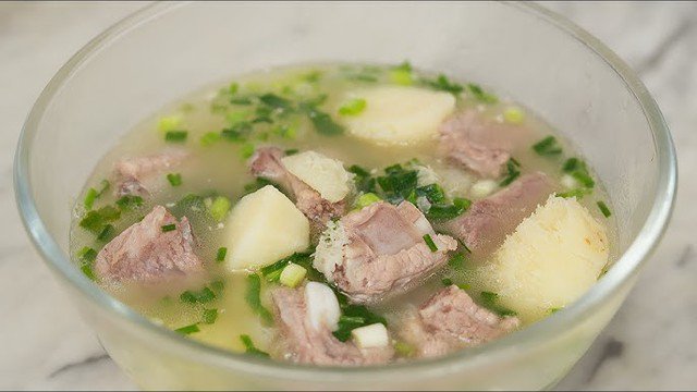 Củ từ nấu canh sườn là món ngon ngày lạnh thơm ngon