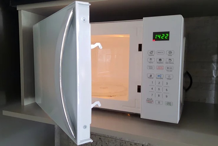 Các thiết bị điện tử như lò vi sóng gây nhiễu mạng Wi-Fi phát ra từ router.