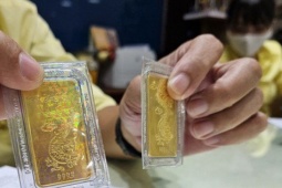 Giá vàng hôm nay 14-12: Tăng vọt, vẫn được dự báo bất ngờ