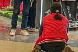 Vợ quỳ gối xin chồng mua áo khoác hơn 1 triệu đồng gây phẫn nộ