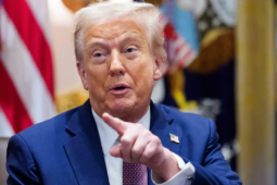 Ông Trump doạ áp thuế mới nếu Thái Lan, Campuchia không dừng xung đột