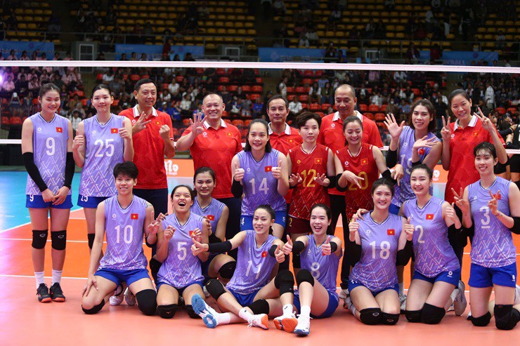 Trực tiếp bóng chuyền ĐT nữ Việt Nam - Philippines: Thắng cách biệt set 3 (SEA Games) (Kết thúc) - 5