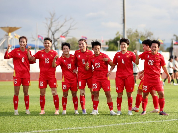Trực tiếp bóng đá ĐT nữ Việt Nam - Indonesia: Huỳnh Như ấn định (SEA Games) (Hết giờ) - 2