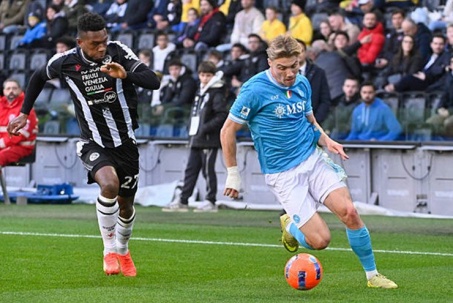 Video bóng đá Udinese - Napoli: Bạc nhược không ngờ, Hojlund 5m cũng đá ra ngoài (Serie A)