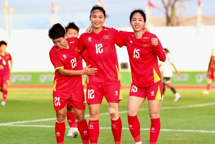 Trực tiếp bóng đá ĐT nữ Việt Nam - Indonesia: Huỳnh Như ấn định (SEA Games) (Hết giờ) - 4