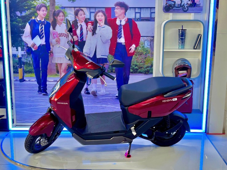 Giá xe máy điện Honda ICON e giữa tháng 12/2025, khuyến mãi sốc - 2