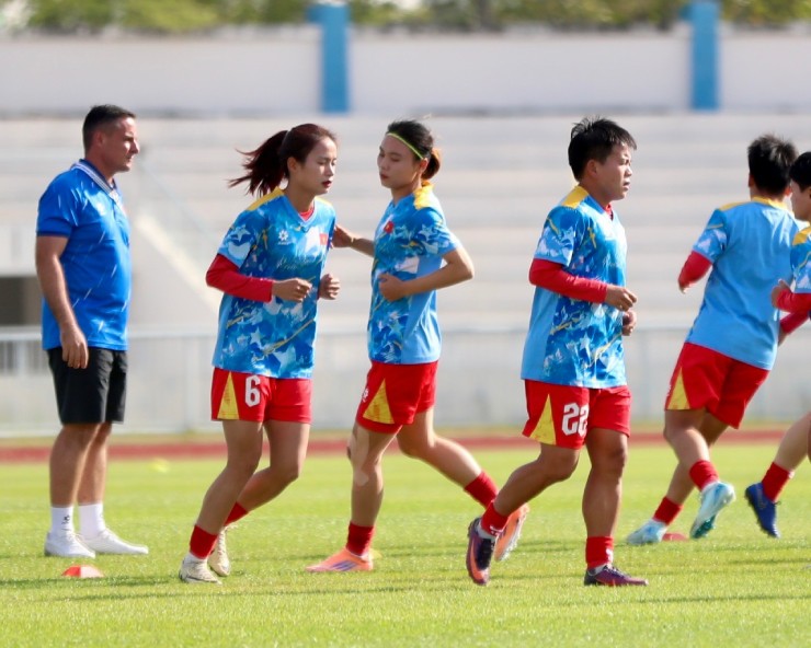 Trực tiếp bóng đá ĐT nữ Việt Nam - Indonesia: Huỳnh Như ấn định (SEA Games) (Hết giờ) - 11