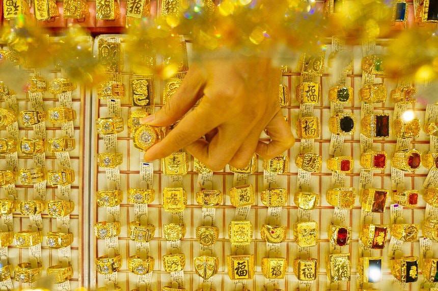 Giá vàng lên đỉnh lịch sử