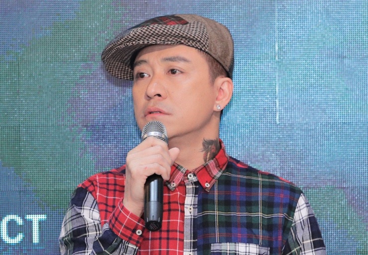 Tuấn Hưng tự nhận hết thời.