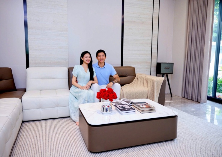 Không gian biệt thự 4 tầng của Đoàn Văn Hậu - Doãn Hải My - 1