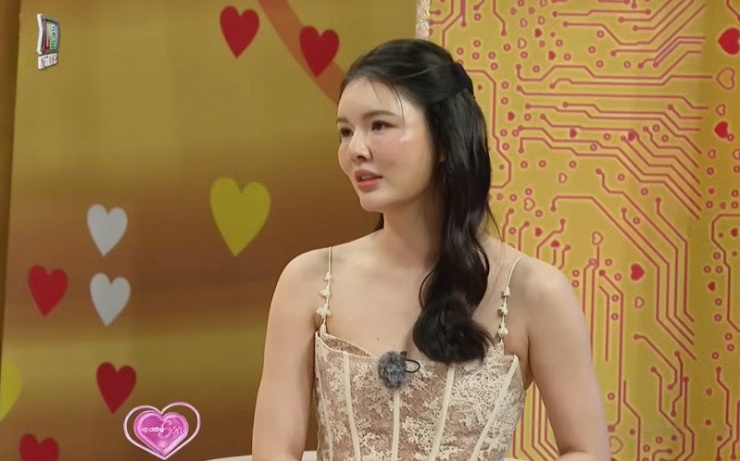 Thanh chủ động theo đuổi người đàn ông chị thấy tin cậy. Ảnh cắt từ clip 