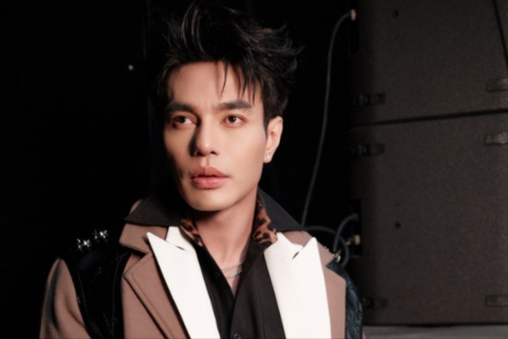 Lê Dương Bảo Lâm công khai kêu cứu trên mạng xã hội khi fan meeting "ế vé".