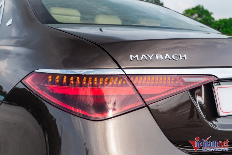 Thợ Việt 'biến' Mercedes-Benz S 500 đời 2010 thành Maybach 2025 giá 15 tỷ - 10