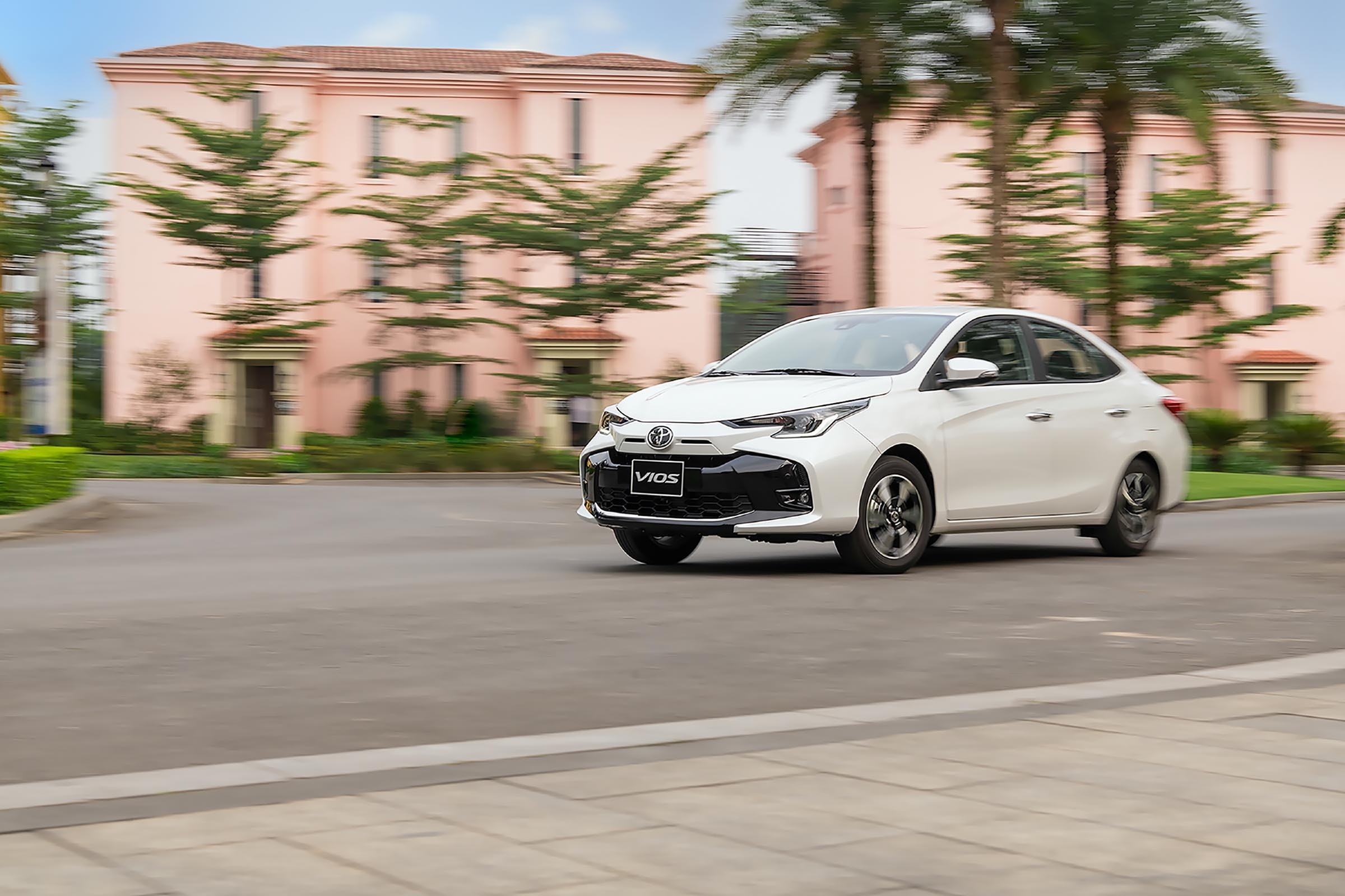 Sedan hạng B giá dưới 600 triệu đồng chọn Toyota Vios hay Honda City? - 8