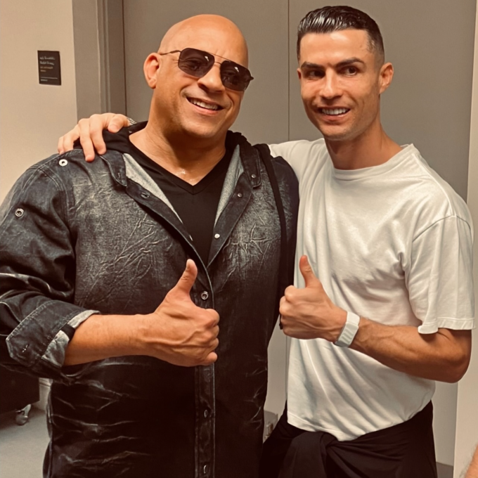 Cristiano Ronaldo chụp cùng nam diễn viên ''Fast &amp; Furious''. Ảnh: Instagram Vin Diesel
