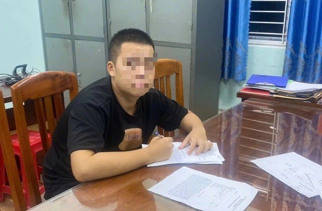 Nghi phạm N.V.T. tại cơ quan công an