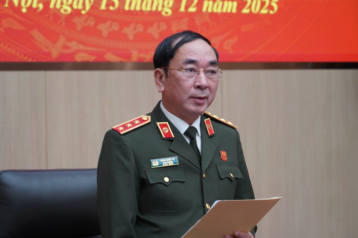 Thượng tướng Trần Quốc Tỏ, Thứ trưởng trường trực Bộ Công an chủ trì buổi họp báo.