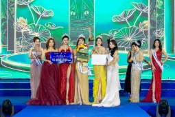 Khoảnh khắc thăng hoa: thí sinh Trần Thị Tú Uyên được vinh danh Á hậu 2 Miss Intercontinental Entrepreneur 2025
