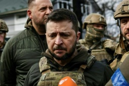 Thế giới 24h: Nhiều người Ukraine phản đối nhượng bộ, ông Zelensky gặp thách thức