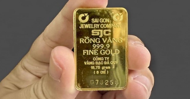 Kinh tế 24h: Giá vàng miếng tăng gần 1 triệu đồng