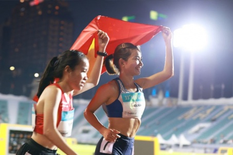 Điền kinh liên tục giật HCV, đoàn thể thao Việt Nam nỗ lực đua bảng xếp hạng SEA Games