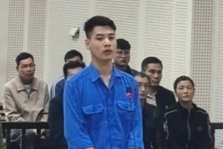 Sát hại bạn gái cũ vì đăng tải nội dung lên mạng xã hội