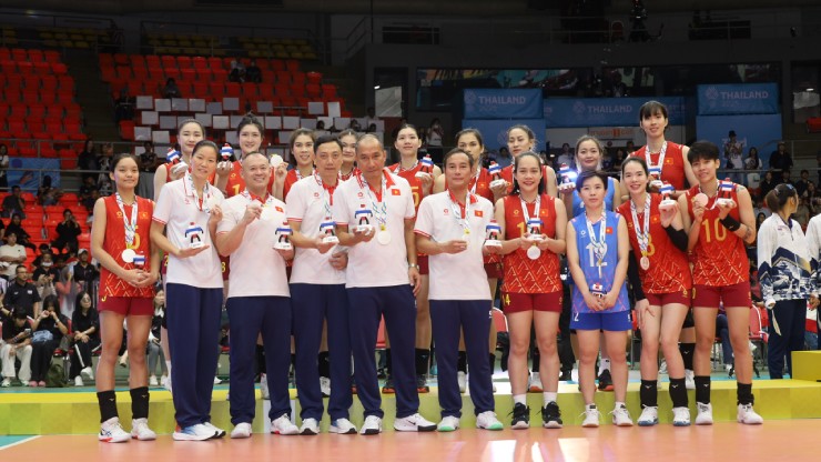 Bóng chuyền nữ Việt Nam chưa thể đổi màu huy chương nhưng chúng ta không còn "sợ" Thái Lan 