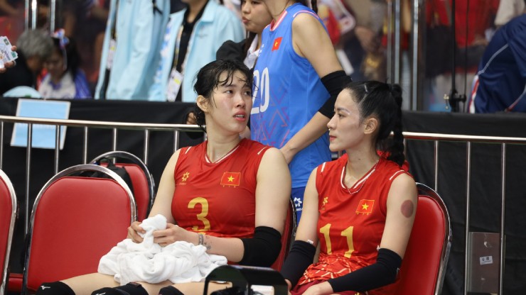 Thanh Thúy (số 3) có trận đấu tuyệt hay, thật tiếc cô và toàn đội chưa có duyên với HCV SEA Games