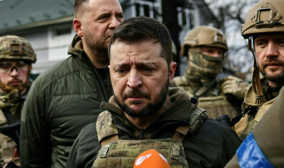Tổng thống Ukraine Zelensky đang phải đối mặt với sức ép lớn từ phía Washington. Ảnh: AFP