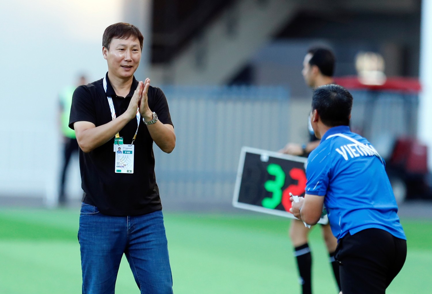 2 pha lập công của U22 Việt Nam đều được thực hiện bởi các cầu thủ vào sân từ hiệp 2 là Văn Thuận và Thanh Nhàn