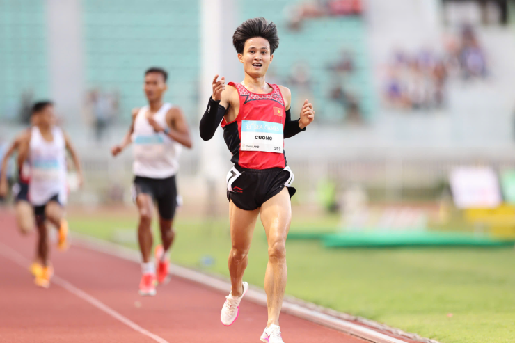 Xúc động Trung Cường giật HCV SEA Games, mang tiền về chữa bệnh cho mẹ - 4