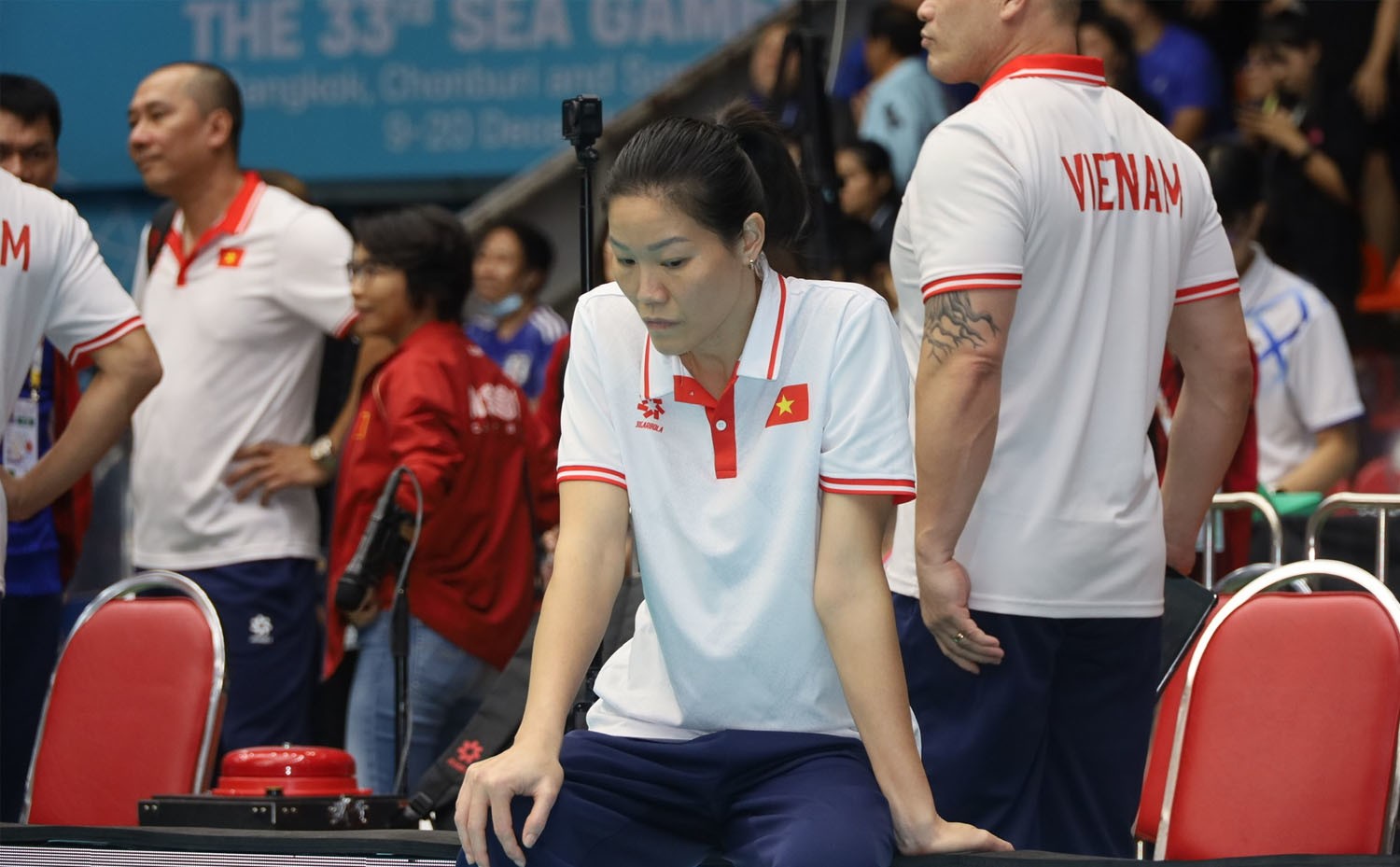 Ban huấn luyện của ĐT bóng chuyền nữ Việt Nam có chung tâm trạng.