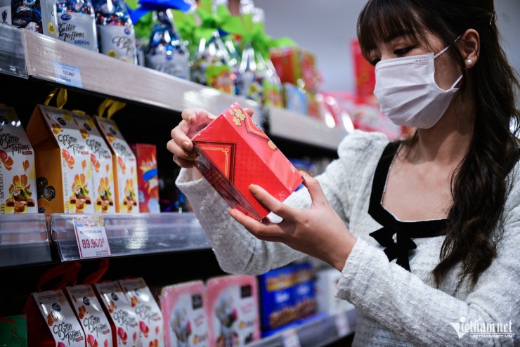 Chuyên gia gợi ý nhiều cách để hộ kinh doanh xử lý hàng tồn kho khi chính thức bỏ thuế khoán từ năm 2026. Ảnh: Thạch Thảo