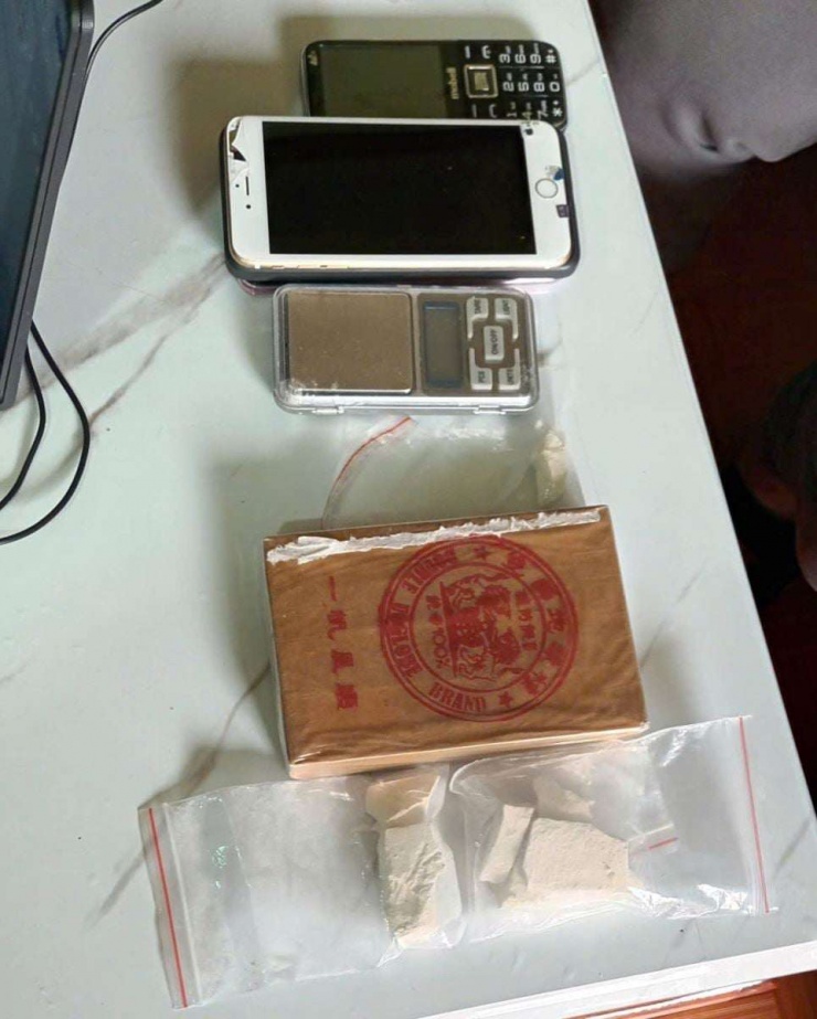 Công an tỉnh Hưng Yên vừa triệt phá “boongke” bán lẻ ma tuý đặc biệt phức tạp ở xã Long Hưng, do đối tượng Vũ Ngọc Tân cầm đầu. Ảnh: CA Hưng Yên