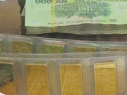 Tối 16-12, giá vàng tiếp tục giảm sâu