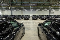 Khách hàng trên thế giới bất ngờ ưa chuộng lại động cơ đốt trong