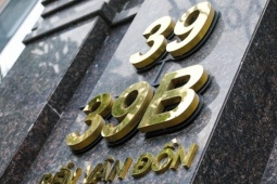 Hé lộ hai vali tiền và những cuộc ‘đi đêm’ thâu tóm đất vàng Bến Vân Đồn