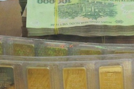 Tối 16-12, giá vàng tiếp tục giảm sâu