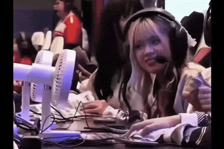 Clip "check VAR" nữ tuyển thủ Liên Quân Mobile Thái Lan gian lận tại SEA Games 33