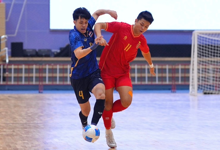 ĐT Thái Lan thắng dễ