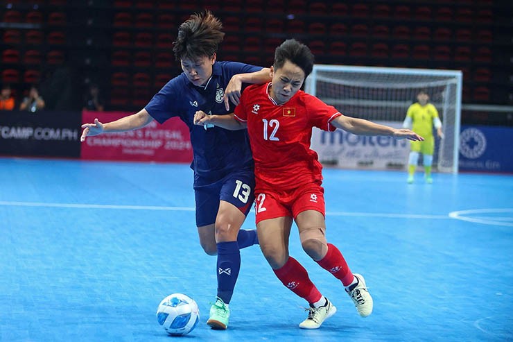 Video bóng đá futsal nữ Việt Nam - Philippines: Người hùng Nguyệt Vi, đoạt vé chung kết (SEA Games) - 2