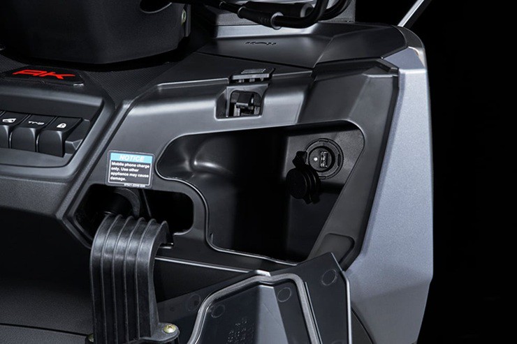 Kymco AK550 2026 ra mắt - 7