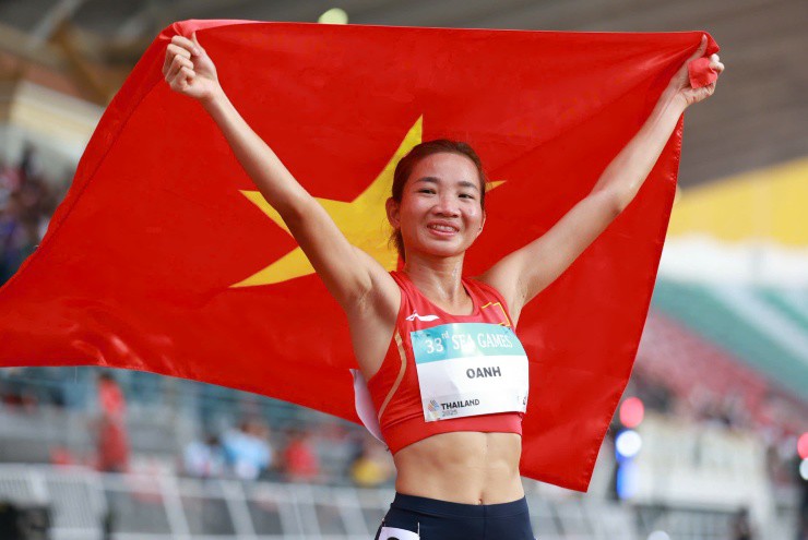 Trực tiếp điền kinh SEA Games 33: Nguyễn Thị Oanh lập hat-trick HCV, hot girl 19 tuổi gây ngỡ ngàng - 8