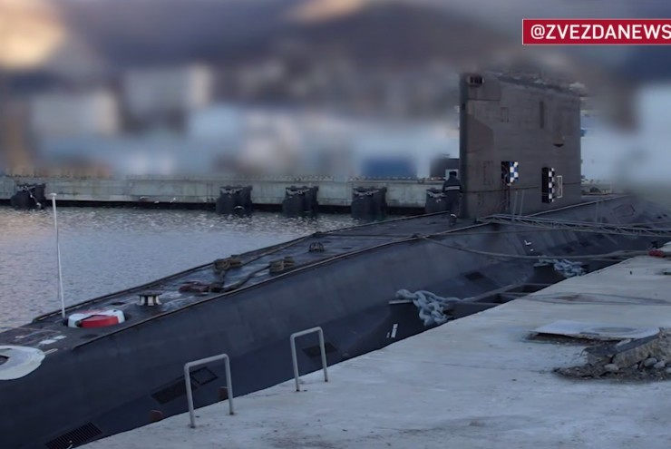 Nga công bố hình ảnh tàu ngầm nghi bị Ukraine đánh trúng