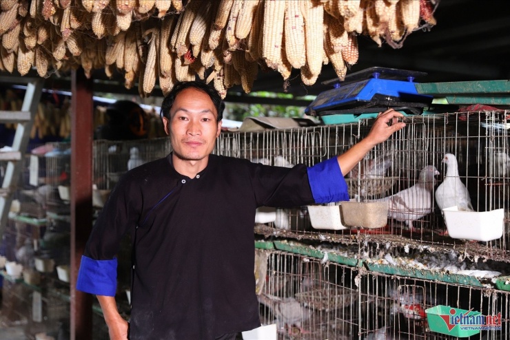 Anh Hờ A Sùng (dân tộc Mông), thôn Dền Thàng, xã Mù Cang Chải, tỉnh Lào Cai.&nbsp;