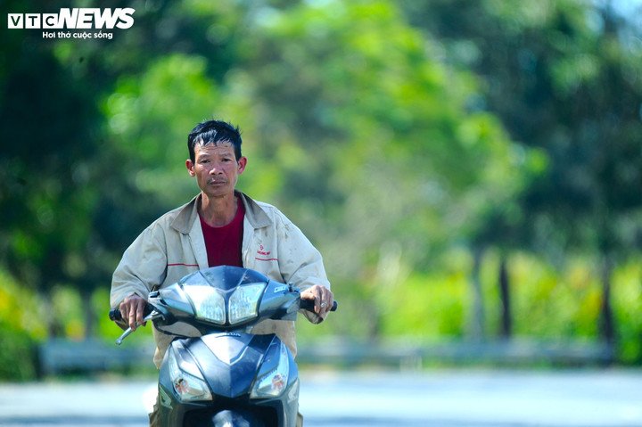 Rùng mình cảnh xe máy băng ngang, đi ngược chiều tại cao tốc Liên Khương - Prenn - 14