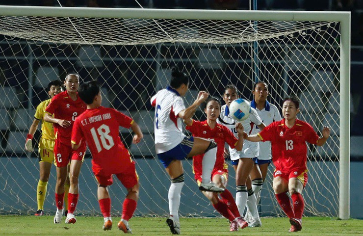 Trực tiếp bóng đá ĐT nữ Việt Nam - Philippines: Luân lưu cân não (CK SEA Games) (Hết giờ) - 3